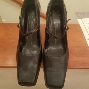 Black Square toe block heel